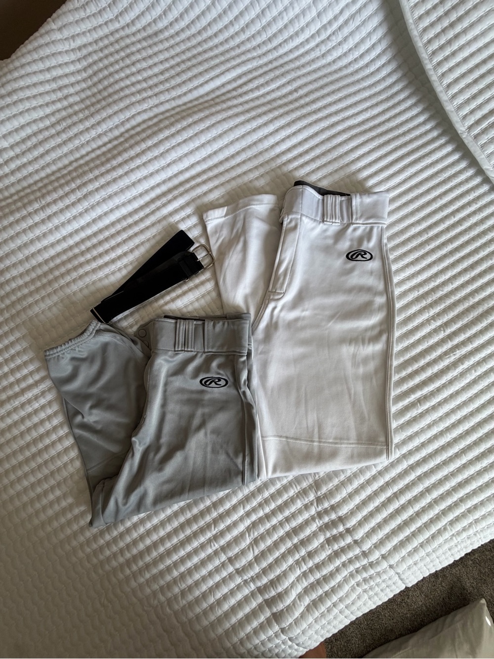 Rawlings Men’s Baseball Pants - Large White, Medium Gray, Black Belt